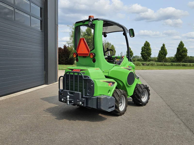 Avant E527 TDL+ mini-shovel - اللودر المجنزر صغير: صورة 4 Avant E527 TDL+ mini-shovel - اللودر المجنزر صغير: صورة 4