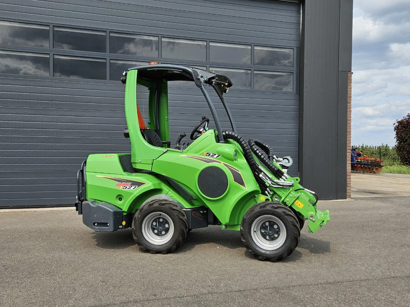 Avant E527 TDL+ mini-shovel - اللودر المجنزر صغير: صورة 2 Avant E527 TDL+ mini-shovel - اللودر المجنزر صغير: صورة 2