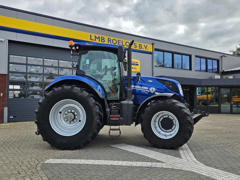 New Holland T7.230AC Autocommand - جرار: صورة 2 New Holland T7.230AC Autocommand - جرار: صورة 2