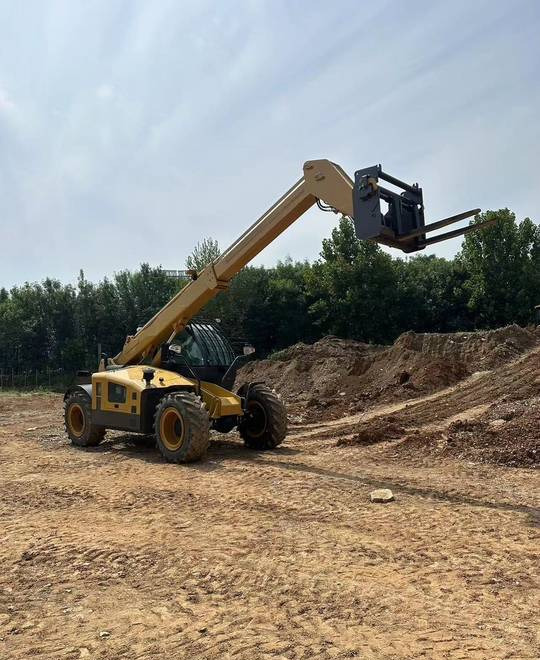NEW MAXUS Telehandler Warranty НОВИЙ MAXUS Телескопічний навантажувач Гарантія NOWY MAXUS ładowarka teleskopowa widłowy Gwarancja - رافعة تلسكوبية: صورة 2 NEW MAXUS Telehandler Warranty НОВИЙ MAXUS Телескопічний навантажувач Гарантія NOWY MAXUS ładowarka teleskopowa widłowy Gwarancja - رافعة تلسكوبية: صورة 2