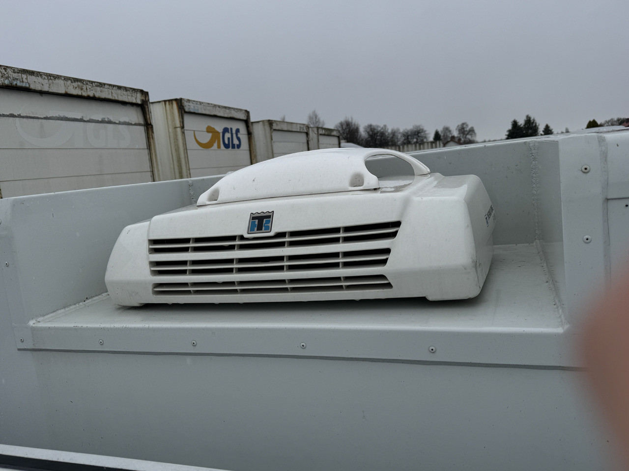 شاحنة الفريزر لنقل الطعام IVECO 80-190: صورة 20