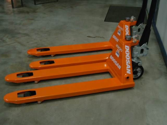 Doosan Pallettruck - شاحنة باليت: صورة 5 Doosan Pallettruck - شاحنة باليت: صورة 5