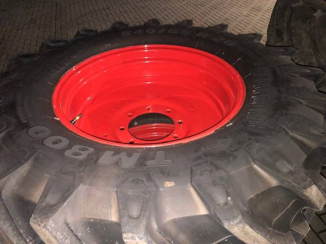 Trelleborg 650/65 R38 + 540/65 R28 TM800 - الإطارات والجنوط - الآلات الزراعية: صورة 1 Trelleborg 650/65 R38 + 540/65 R28 TM800 - الإطارات والجنوط - الآلات الزراعية: صورة 1