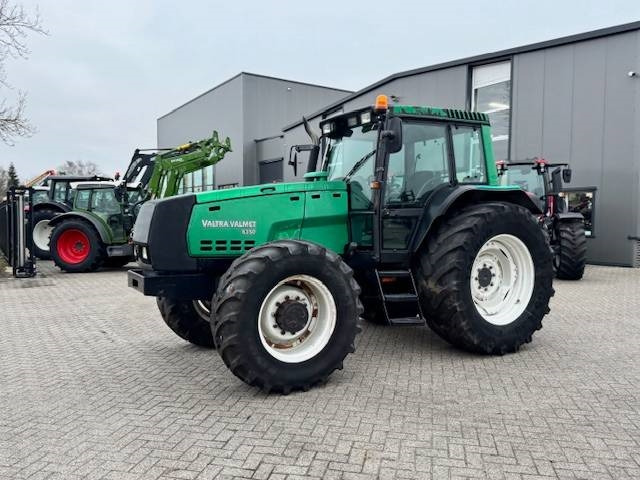 Valtra 8350 Hitech - جرار: صورة 2 Valtra 8350 Hitech - جرار: صورة 2