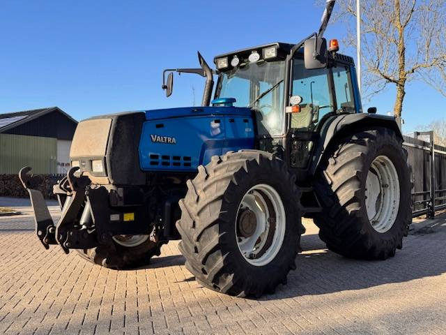 Valtra 8550 Hitech! - جرار: صورة 1 Valtra 8550 Hitech! - جرار: صورة 1