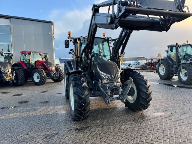 Valtra G115 hitech, 1625 uur, G4 voorlader! - جرار: صورة 4 Valtra G115 hitech, 1625 uur, G4 voorlader! - جرار: صورة 4