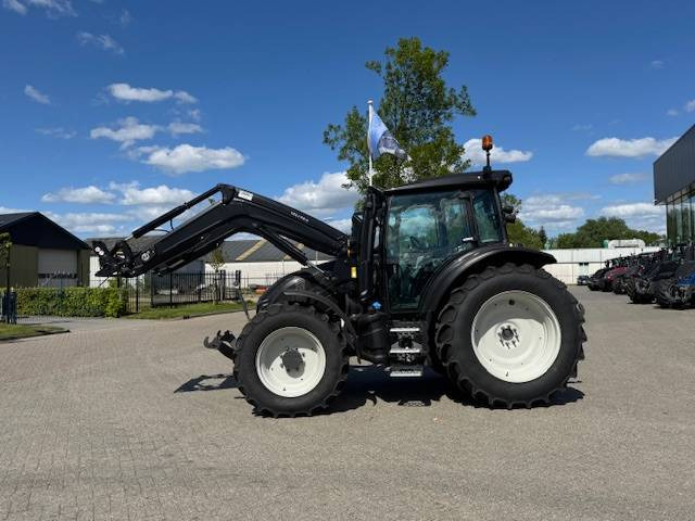 Valtra G125 Ecopower Active, 115 uur!! FH+PTO+Voorlader - جرار: صورة 5 Valtra G125 Ecopower Active, 115 uur!! FH+PTO+Voorlader - جرار: صورة 5