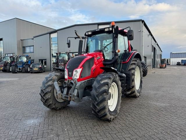Valtra N123 Hitech5 - جرار: صورة 5 Valtra N123 Hitech5 - جرار: صورة 5