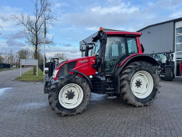 Valtra N123 Hitech5 - جرار: صورة 2 Valtra N123 Hitech5 - جرار: صورة 2