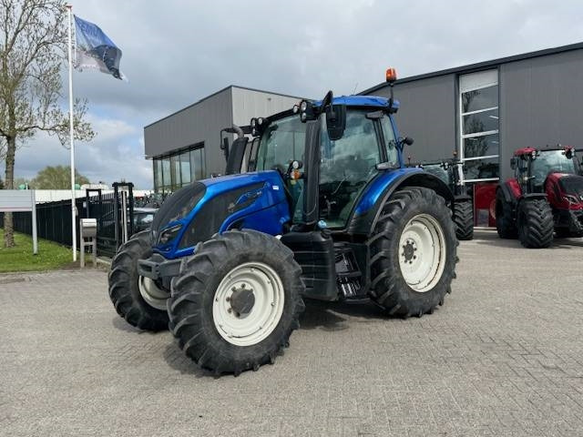 Valtra N134 Versu Smart Touch, GPS - جرار: صورة 4 Valtra N134 Versu Smart Touch, GPS - جرار: صورة 4