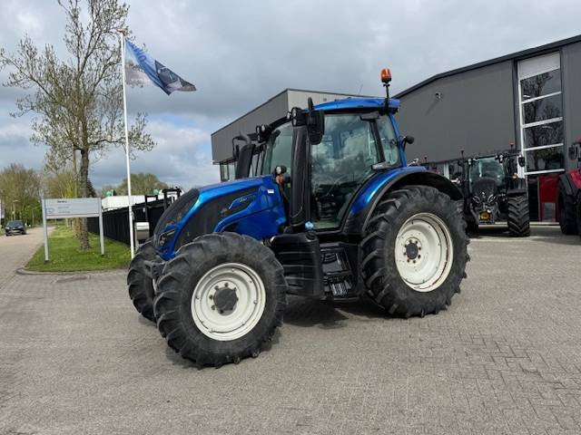 Valtra N134 Versu Smart Touch, GPS - جرار: صورة 3 Valtra N134 Versu Smart Touch, GPS - جرار: صورة 3