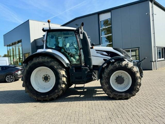 Valtra T214 Versu - جرار: صورة 4 Valtra T214 Versu - جرار: صورة 4