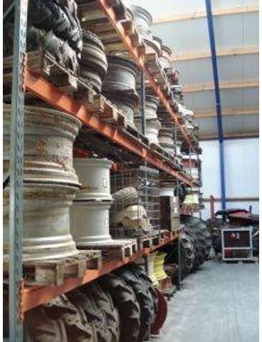 Valtra Valmet onderdelen - صندوق التروس - الآلات الزراعية: صورة 2 Valtra Valmet onderdelen - صندوق التروس - الآلات الزراعية: صورة 2