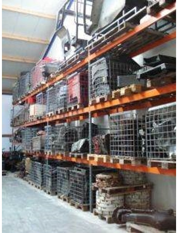 Valtra Valmet onderdelen - صندوق التروس - الآلات الزراعية: صورة 1 Valtra Valmet onderdelen - صندوق التروس - الآلات الزراعية: صورة 1