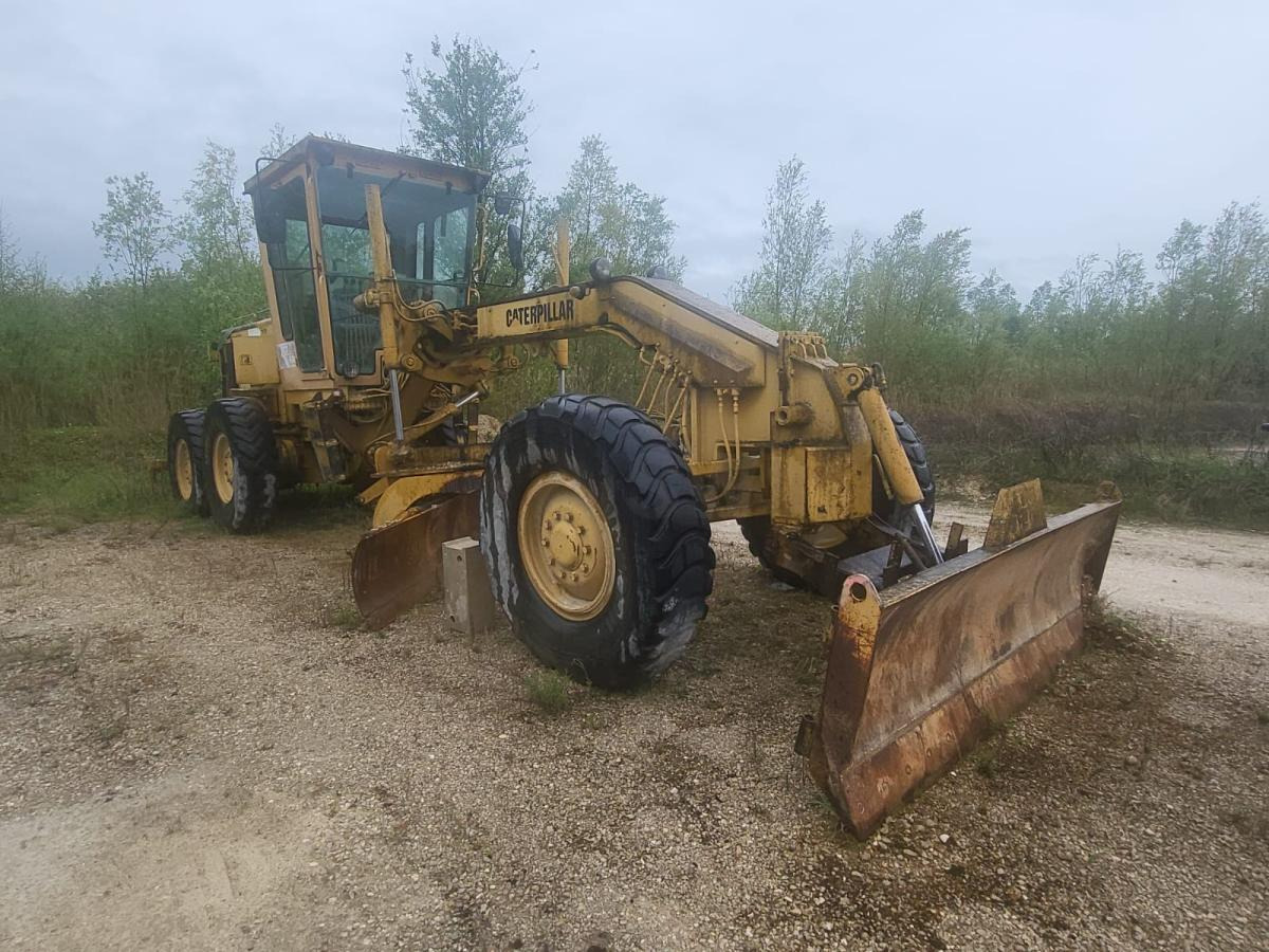 Caterpillar 140G - ممهدة: صورة 1 Caterpillar 140G - ممهدة: صورة 1