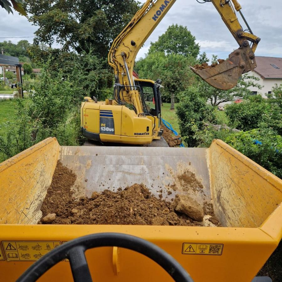 Komatsu PC138US-8 - حفار زحاف: صورة 3 Komatsu PC138US-8 - حفار زحاف: صورة 3