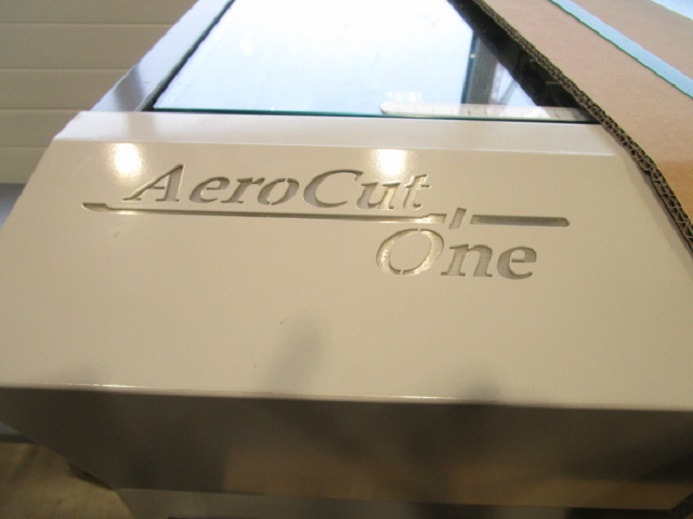 AUTOMATISCHES SCHNEIDSYSTEM UCHIDA AEROCUT ONE - آلة قطع الورق: صورة 3 AUTOMATISCHES SCHNEIDSYSTEM UCHIDA AEROCUT ONE - آلة قطع الورق: صورة 3