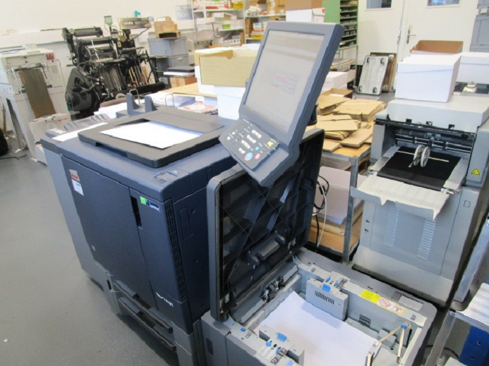 KONICA MINOLTA DEVELOP INEO+1060L - آلة الطباعة الرقمية: صورة 2 KONICA MINOLTA DEVELOP INEO+1060L - آلة الطباعة الرقمية: صورة 2