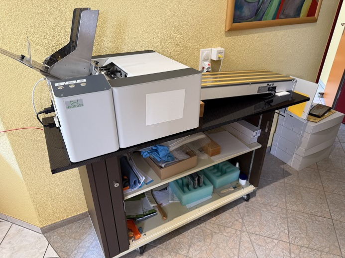 KUVERTIERMASCHINE NEOPOST AS 970 C - آلات الطباعة: صورة 1 KUVERTIERMASCHINE NEOPOST AS 970 C - آلات الطباعة: صورة 1