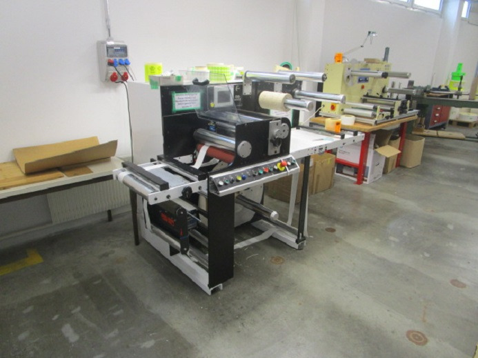 ROLLENSCHNEIDEMASCHINE BGM ELITE 400 SI - آلة قطع الورق: صورة 4 ROLLENSCHNEIDEMASCHINE BGM ELITE 400 SI - آلة قطع الورق: صورة 4