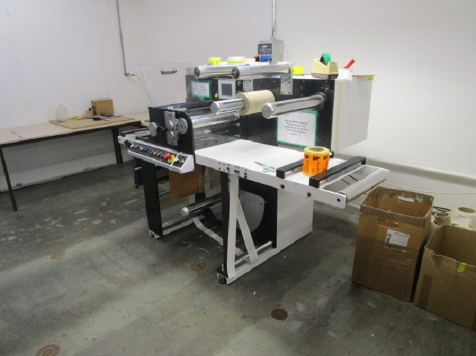 ROLLENSCHNEIDEMASCHINE BGM ELITE 400 SI - آلة قطع الورق: صورة 1 ROLLENSCHNEIDEMASCHINE BGM ELITE 400 SI - آلة قطع الورق: صورة 1