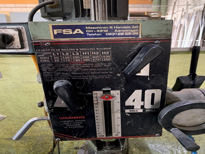 STÄNDERBOHRMASCHINE RF-40HC - آلات الطباعة: صورة 3 STÄNDERBOHRMASCHINE RF-40HC - آلات الطباعة: صورة 3