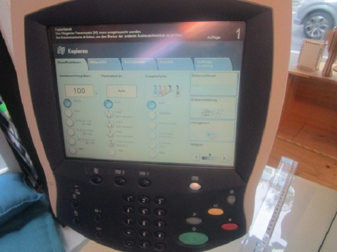 XEROX DC250 (Drucken, Kopieren, Scannen) mit Broschürenfinischer - آلة الطباعة الرقمية: صورة 4 XEROX DC250 (Drucken, Kopieren, Scannen) mit Broschürenfinischer - آلة الطباعة الرقمية: صورة 4