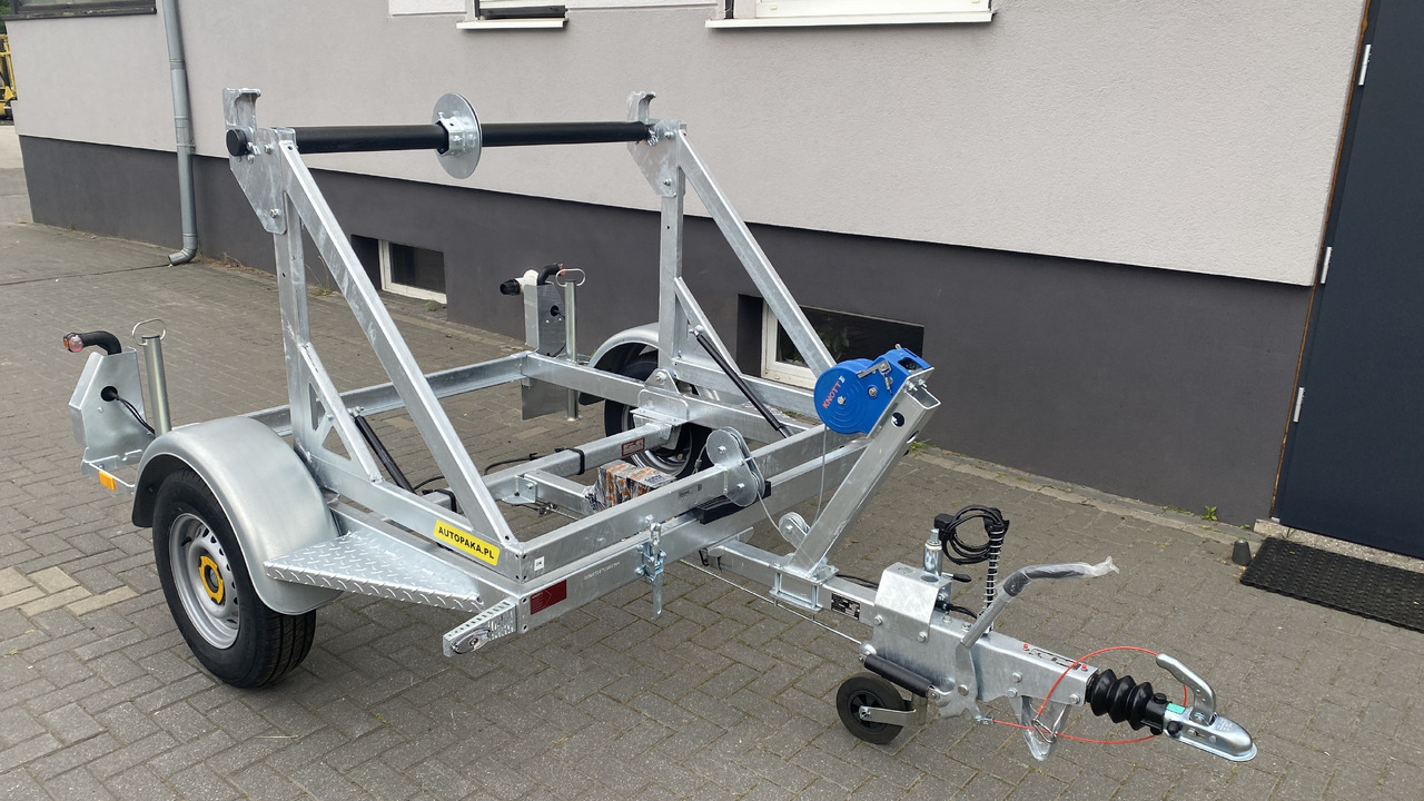 PRZYCZEPA KABLOWA POD BĘBEN KABLOWY ŚWIATŁOWÓD / CABLE TRAILER FOR FIBER OPTIC CABLE DRUM - مقطورة بكرة الكابل: صورة 2 PRZYCZEPA KABLOWA POD BĘBEN KABLOWY ŚWIATŁOWÓD / CABLE TRAILER FOR FIBER OPTIC CABLE DRUM - مقطورة بكرة الكابل: صورة 2