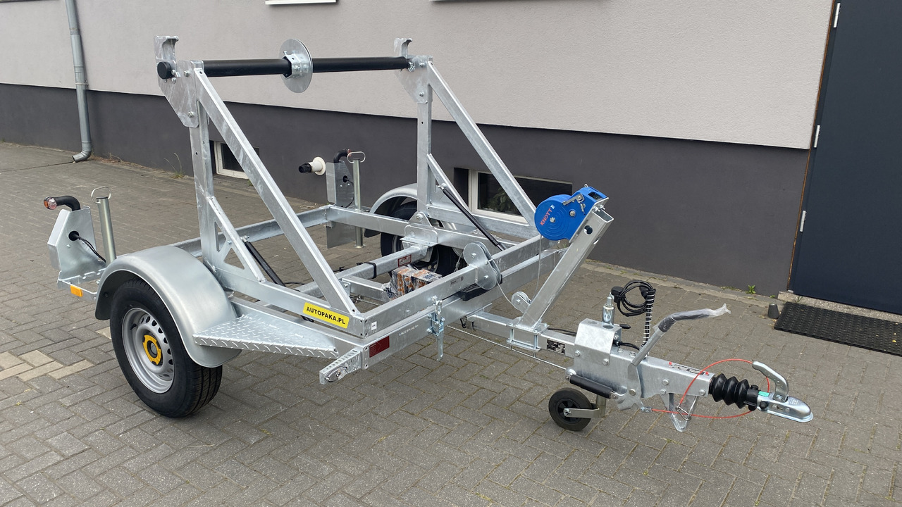 PRZYCZEPA KABLOWA POD BĘBEN KABLOWY ŚWIATŁOWÓD / CABLE TRAILER FOR FIBER OPTIC CABLE DRUM - مقطورة بكرة الكابل: صورة 4 PRZYCZEPA KABLOWA POD BĘBEN KABLOWY ŚWIATŁOWÓD / CABLE TRAILER FOR FIBER OPTIC CABLE DRUM - مقطورة بكرة الكابل: صورة 4