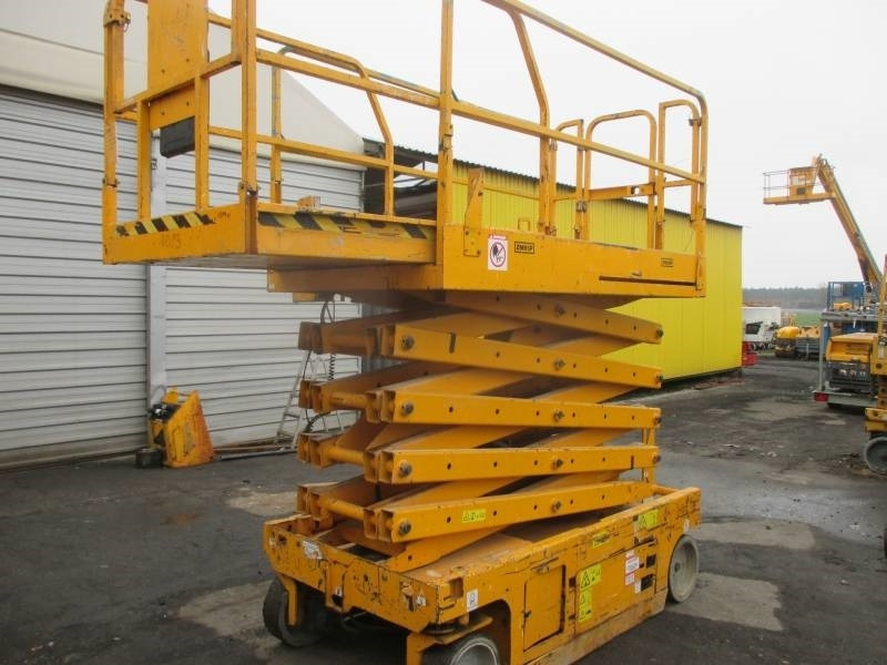 Genie GS 3246 - رافعة هيدروليكية مقصية: صورة 2 Genie GS 3246 - رافعة هيدروليكية مقصية: صورة 2