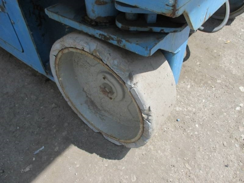 رافعة هيدروليكية مقصية Genie GS 3246: صورة 11 رافعة هيدروليكية مقصية Genie GS 3246: صورة 11