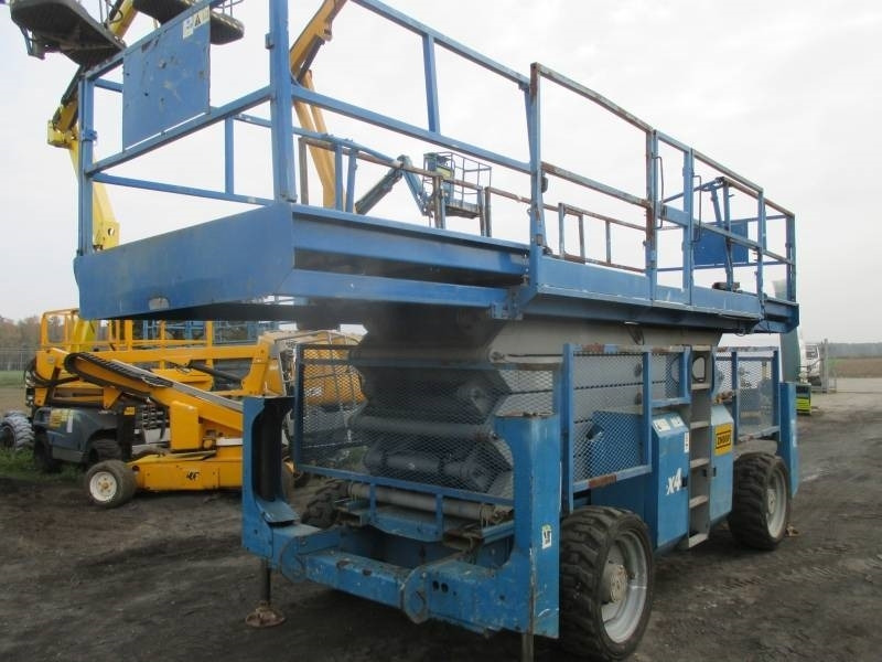 Genie GS 5390 RT - رافعة هيدروليكية مقصية: صورة 3 Genie GS 5390 RT - رافعة هيدروليكية مقصية: صورة 3