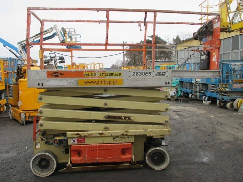 JLG 2630 ES - رافعة هيدروليكية مقصية: صورة 5 JLG 2630 ES - رافعة هيدروليكية مقصية: صورة 5