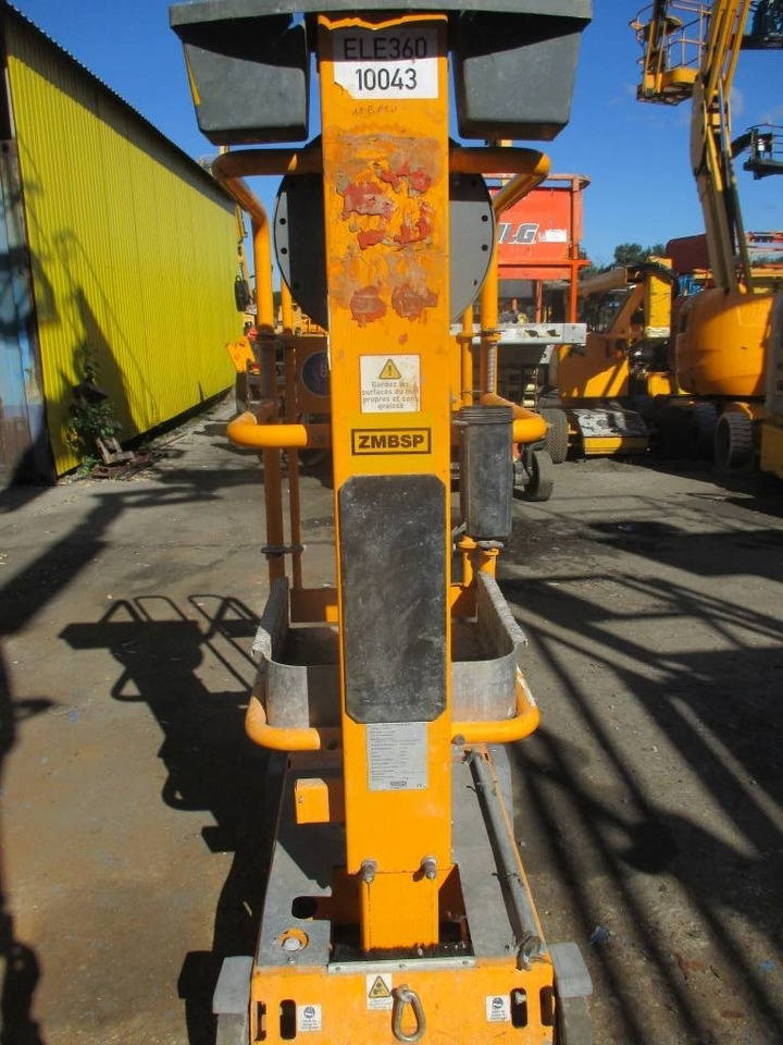 JLG Pecolift  - الرأسي رفع الصاري: صورة 3 JLG Pecolift  - الرأسي رفع الصاري: صورة 3