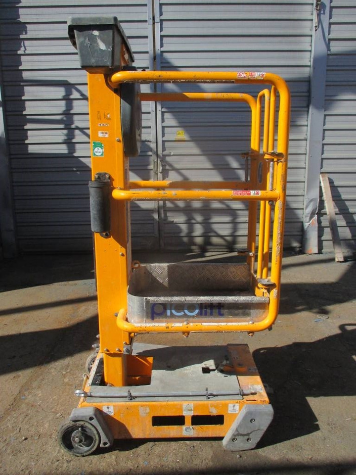 JLG Pecolift  - الرأسي رفع الصاري: صورة 1 JLG Pecolift  - الرأسي رفع الصاري: صورة 1