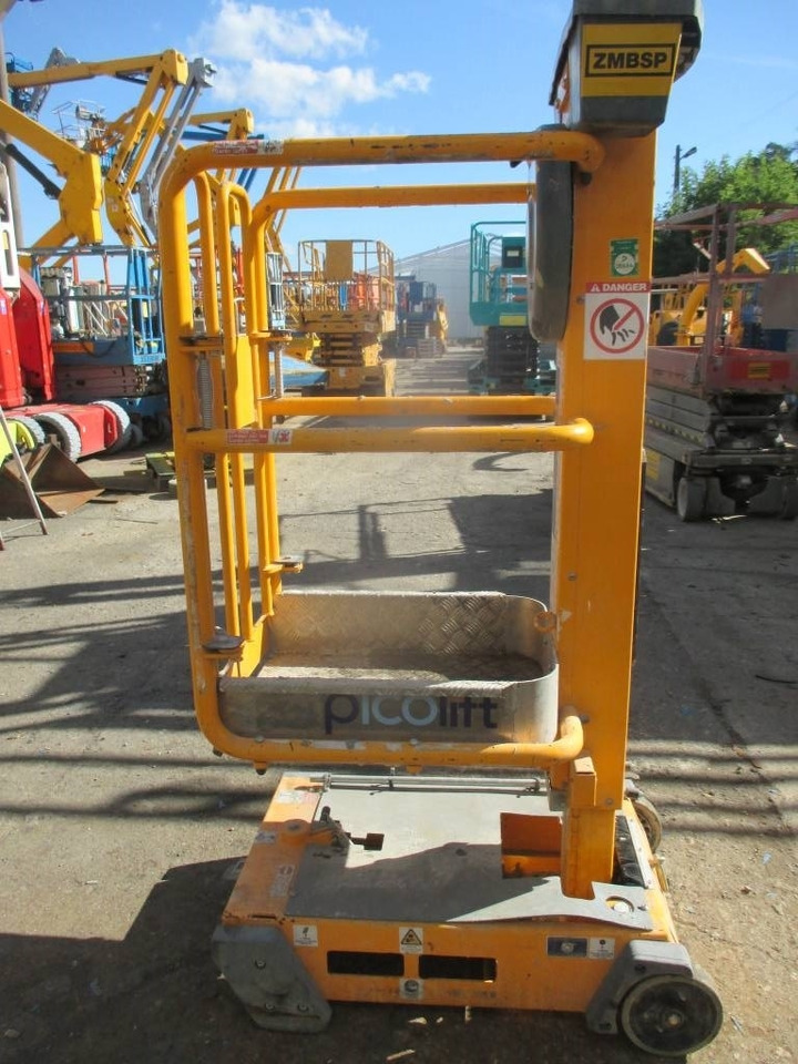 JLG Pecolift  - الرأسي رفع الصاري: صورة 5 JLG Pecolift  - الرأسي رفع الصاري: صورة 5