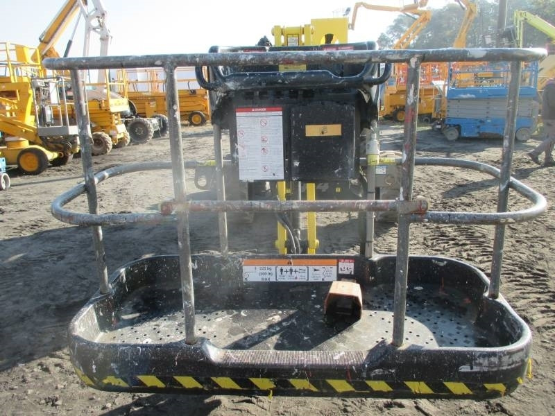 Niftylift HR 17 D 4x4 - شاحنة ذراع مفصلي: صورة 5 Niftylift HR 17 D 4x4 - شاحنة ذراع مفصلي: صورة 5