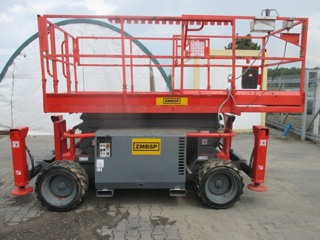 SkyJack SJ 6832 RT - رافعة هيدروليكية مقصية: صورة 2 SkyJack SJ 6832 RT - رافعة هيدروليكية مقصية: صورة 2