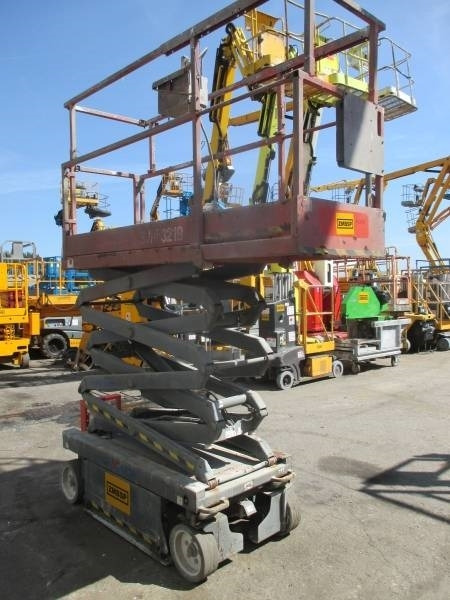 SkyJack SJ III 3219 - رافعة هيدروليكية مقصية: صورة 4 SkyJack SJ III 3219 - رافعة هيدروليكية مقصية: صورة 4