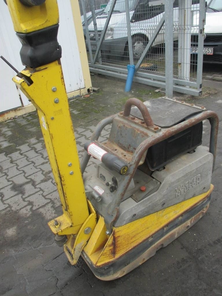 Wacker Neuson DPU 4545 HE - لوحة اهتزازية: صورة 2 Wacker Neuson DPU 4545 HE - لوحة اهتزازية: صورة 2