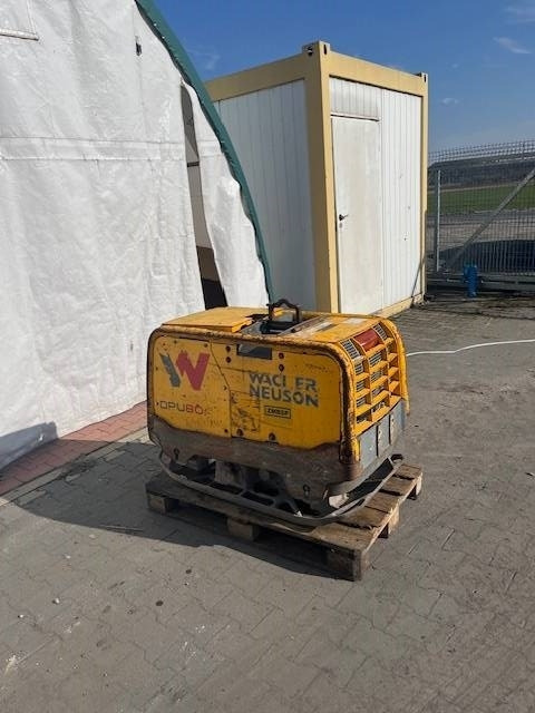 Wacker Neuson DPU 80 - لوحة اهتزازية: صورة 1 Wacker Neuson DPU 80 - لوحة اهتزازية: صورة 1