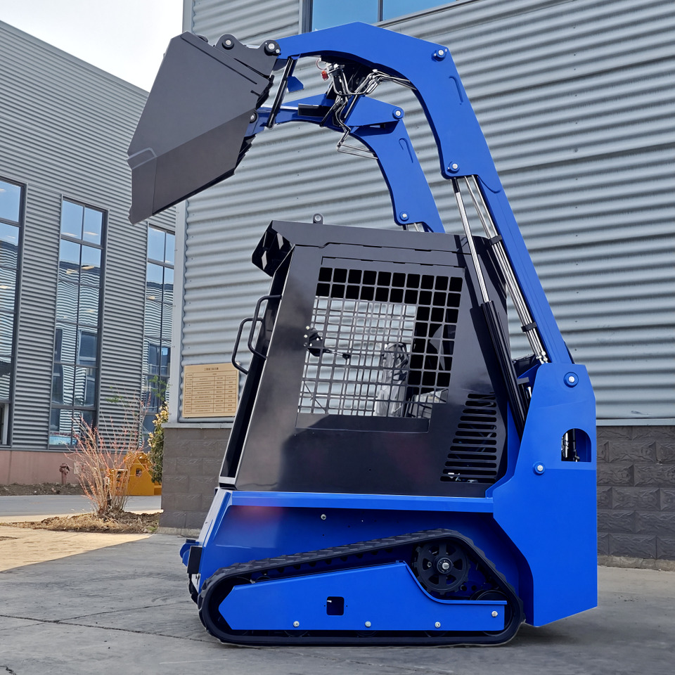 LEZUM LA670 Mini Small Skid Steer Loader Compact Track Diesel Mini Skid Steer Loader For Sale With Small Mini Skid Steer Attachments 4 In 1 Bucket - شيول صغير: صورة 4 LEZUM LA670 Mini Small Skid Steer Loader Compact Track Diesel Mini Skid Steer Loader For Sale With Small Mini Skid Steer Attachments 4 In 1 Bucket - شيول صغير: صورة 4
