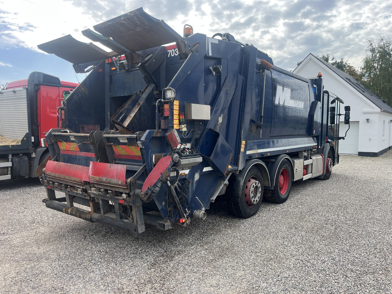 MERCEDES-BENZ Econic 2630 2 camber - شاحنة النفايات: صورة 3 MERCEDES-BENZ Econic 2630 2 camber - شاحنة النفايات: صورة 3