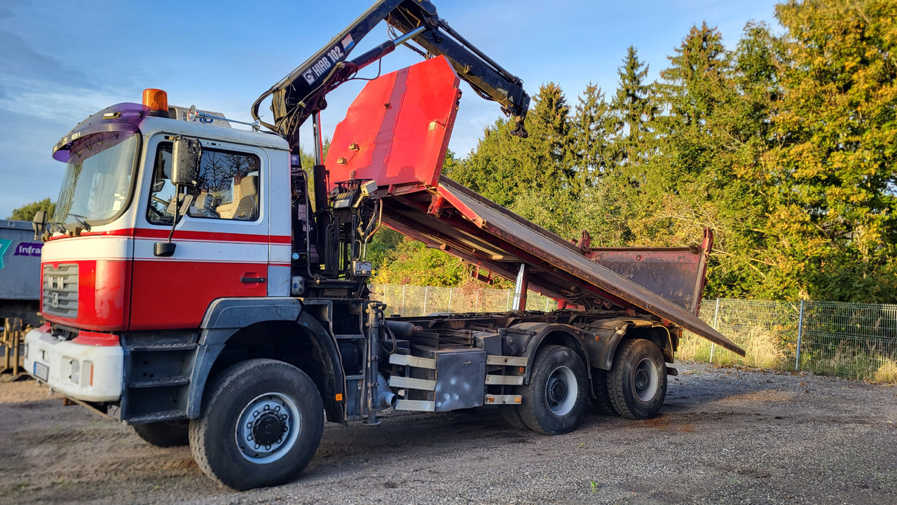 MAN 33.414 6X6 HIAB 102 33.414 - شاحنة قلاب: صورة 3 MAN 33.414 6X6 HIAB 102 33.414 - شاحنة قلاب: صورة 3