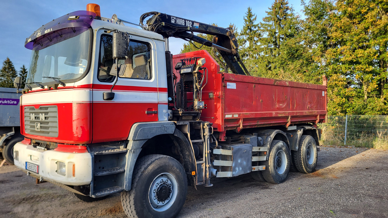 MAN 33.414 6X6 HIAB 102 33.414 - شاحنة قلاب: صورة 1 MAN 33.414 6X6 HIAB 102 33.414 - شاحنة قلاب: صورة 1