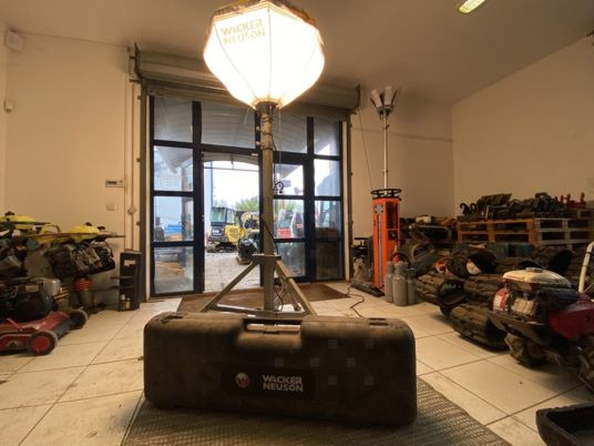 Ballon d’éclairage pour chantier WACKER NEUSON - معدات البناء: صورة 1 Ballon d’éclairage pour chantier WACKER NEUSON - معدات البناء: صورة 1