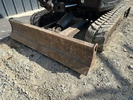 Bobcat E35 Cabine à 20900 € HT - حفارة مُصَّغرة: صورة 3 Bobcat E35 Cabine à 20900 € HT - حفارة مُصَّغرة: صورة 3