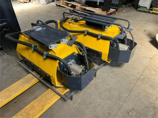 Epareuse pour pelle de 2T à 4T5 - التقطيع جزازة/ ماكينات قطع الحشائش: صورة 2 Epareuse pour pelle de 2T à 4T5 - التقطيع جزازة/ ماكينات قطع الحشائش: صورة 2