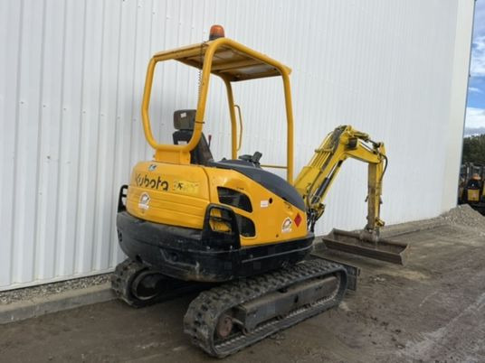 Kubota Kx61-3 Canopy - حفارة مُصَّغرة: صورة 3 Kubota Kx61-3 Canopy - حفارة مُصَّغرة: صورة 3
