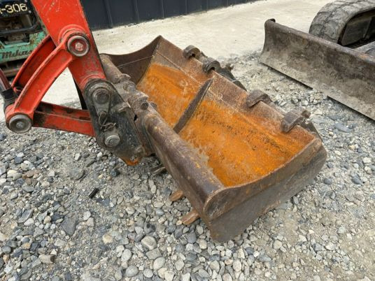 حفارة مُصَّغرة Kubota U36-4 à 26500 € HT: صورة 9 حفارة مُصَّغرة Kubota U36-4 à 26500 € HT: صورة 9